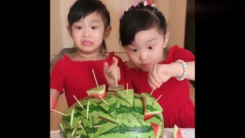 姐姐妹妹吃瓜视频